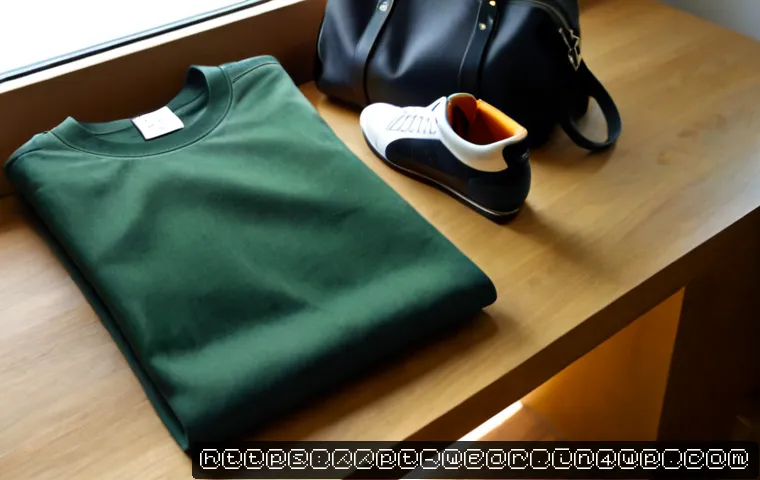 Home 17 웨어러블 기기의 색상과 스타일 조화 - Photorealistic lifestyle flat lay showing harmonious wearable device color coordination: a matte bla...